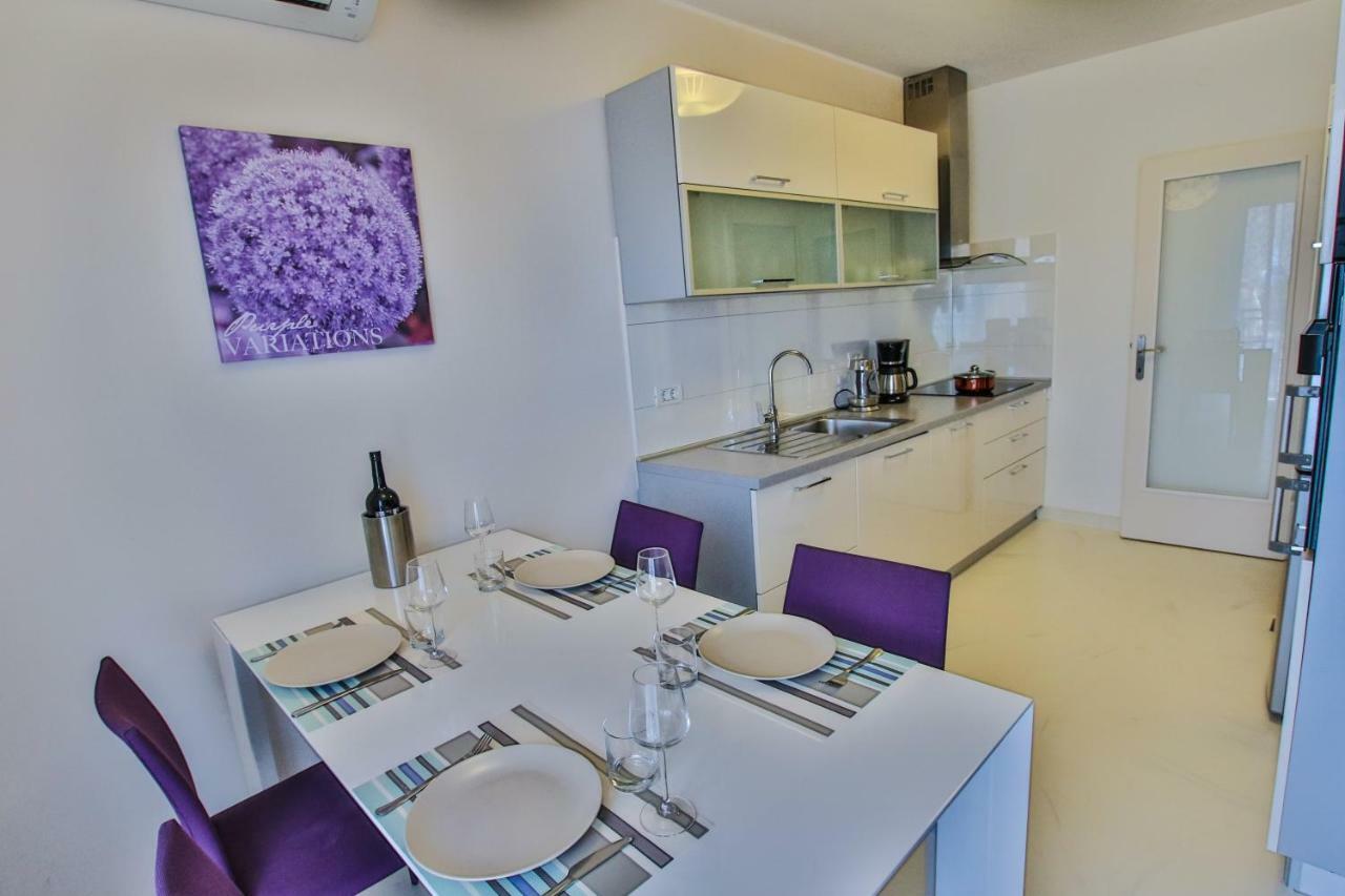 Family Beach Apartments Peroj Dış mekan fotoğraf